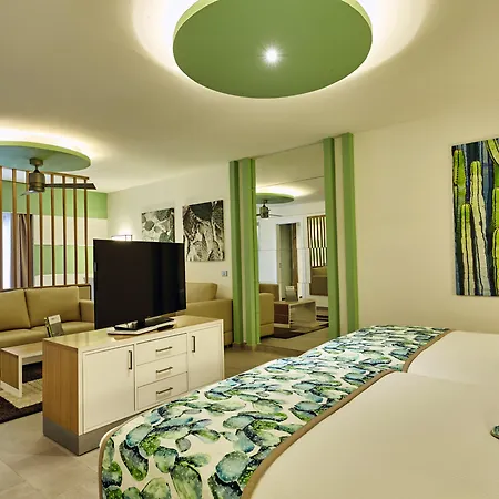 Riu Tequila