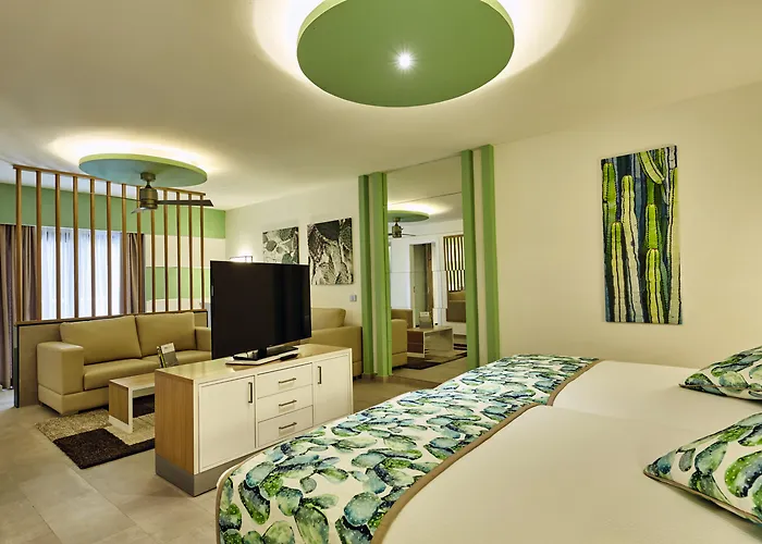 Hotel Riu Tequila Playa del Carmen