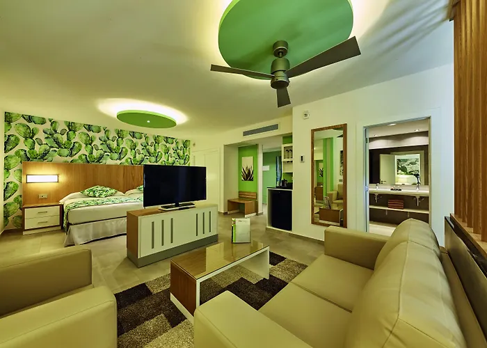 Hotel Riu Tequila Playa del Carmen