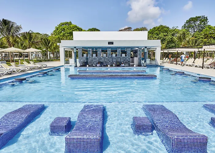 Hotel Riu Tequila Playa del Carmen